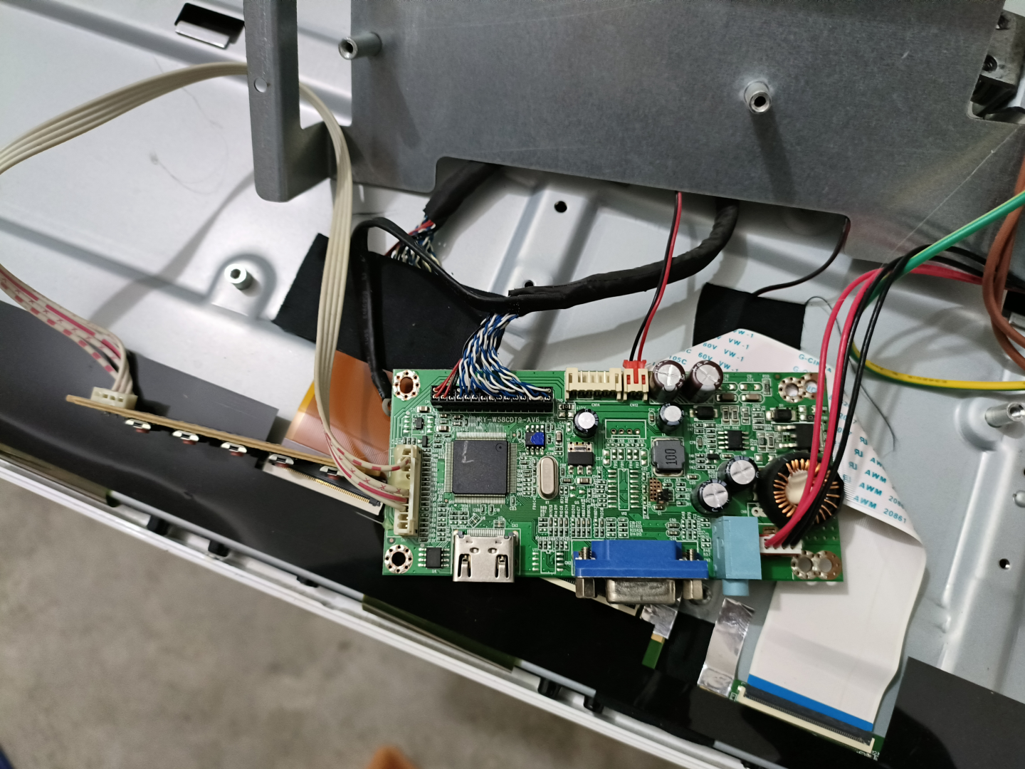 BUBALUS大水牛显示器F3216G主板Q5PLUS驱动板 4线