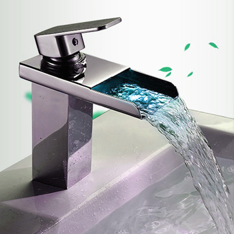 厂家直销全铜镀铬led温控变色瀑布水龙头防烫led发光脸盆家用坐式