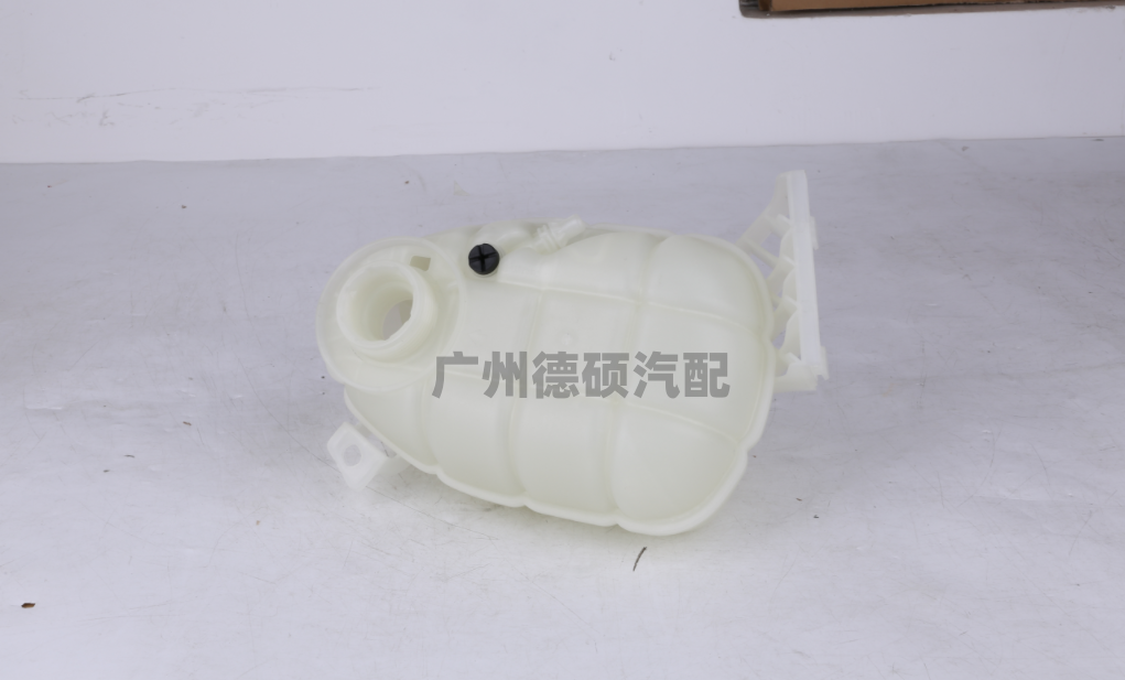 F33冷却副水壶水箱副水箱