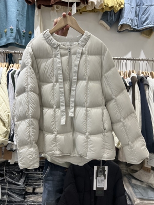 韩国2025冬装时尚宽松云朵方格羽绒服女保暖90白鸭绒外套小个子潮