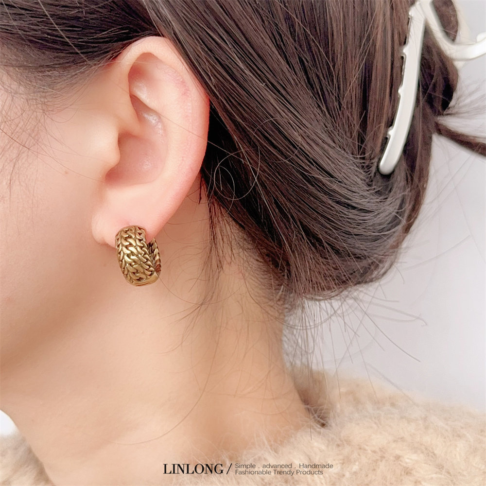 韩国东大门同款做旧复古麻花金属耳环女个性几何纹理耳扣百搭耳饰