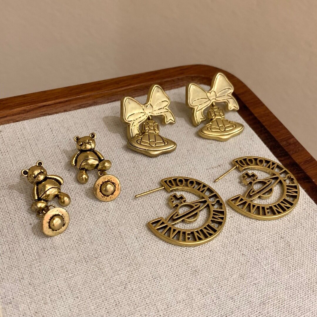 日韩时髦小众土星 蝴蝶结 小熊耳环复古古着感vintage潮牌耳饰女图片