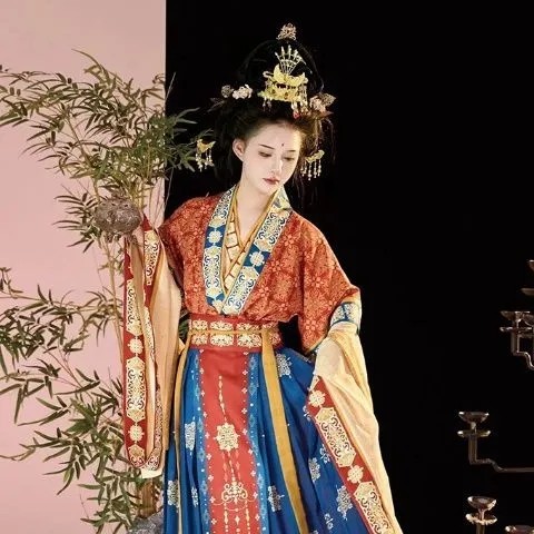 新款原创神女刺绣魏晋复原汉服仕女图神仙传统国风改良套装服饰图片