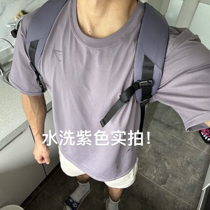 gymshark 纯色运动宽松丝滑柔软健身短袖t恤