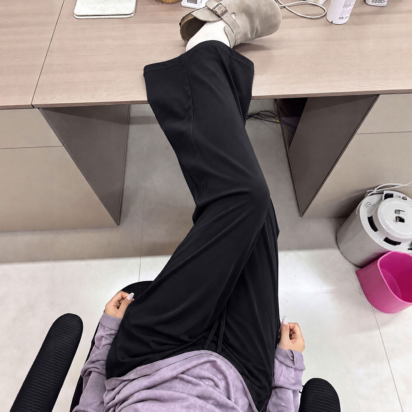 黑色冰丝微喇裤女裤子夏季薄款防晒空调裤速干瑜伽健身喇叭运动裤