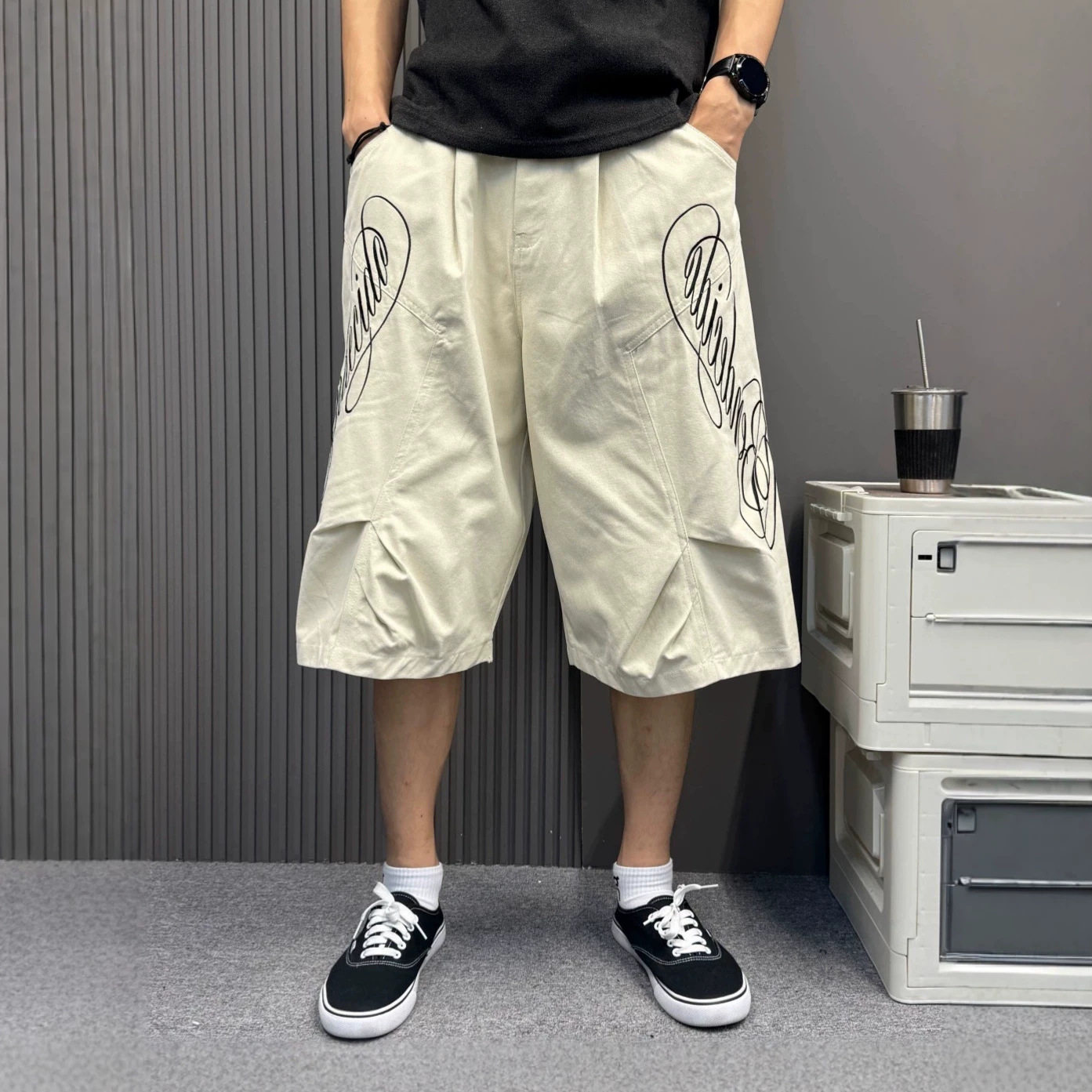 潮牌褶皱工装短裤男夏装新款双侧花体刺绣阔腿五分休闲裤子男款