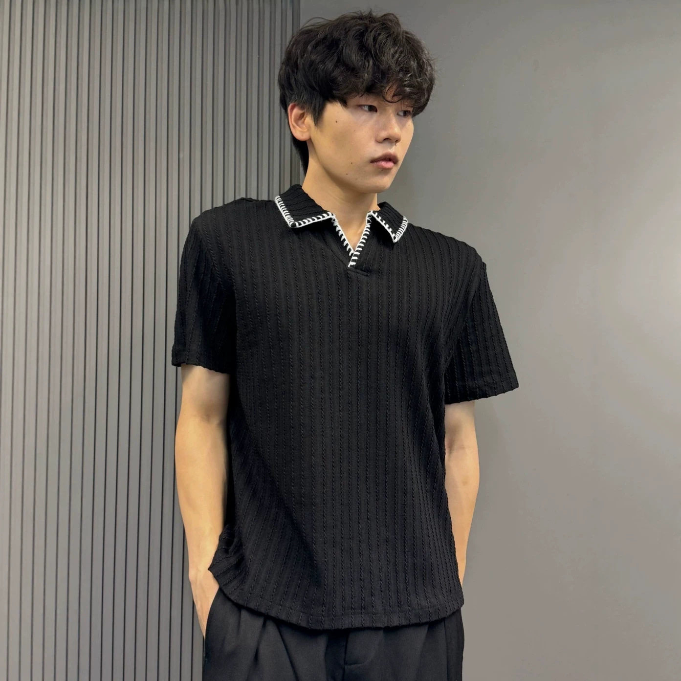 夏季薄款竖坑条针织polo衫男生复古明线翻领宽松垂感黑色短袖上衣