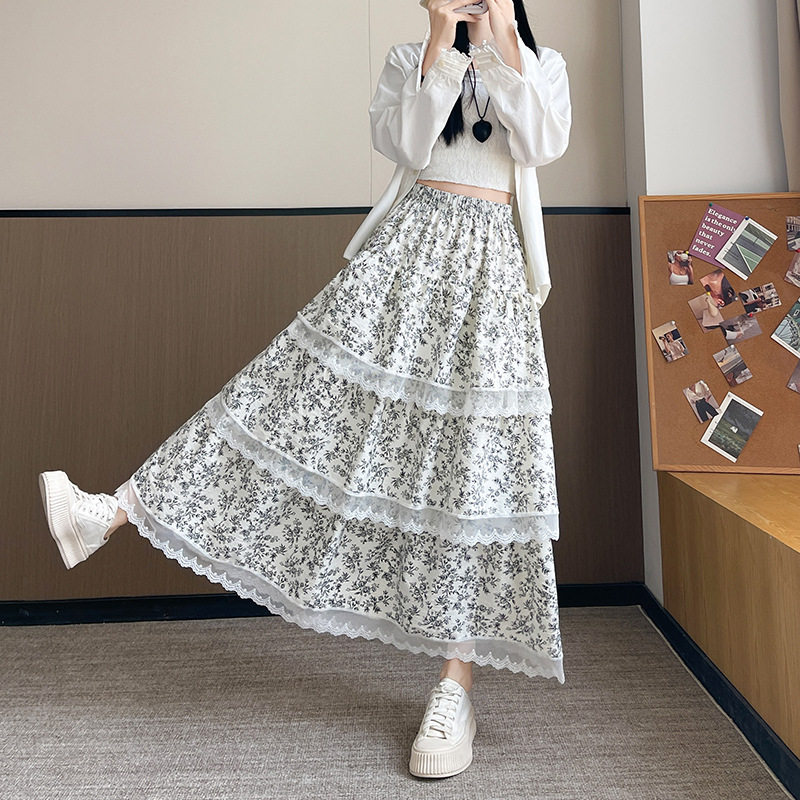 蕾丝拼接蛋糕裙女春夏新款法式半身裙复古温柔高腰碎花蓬蓬长裙子