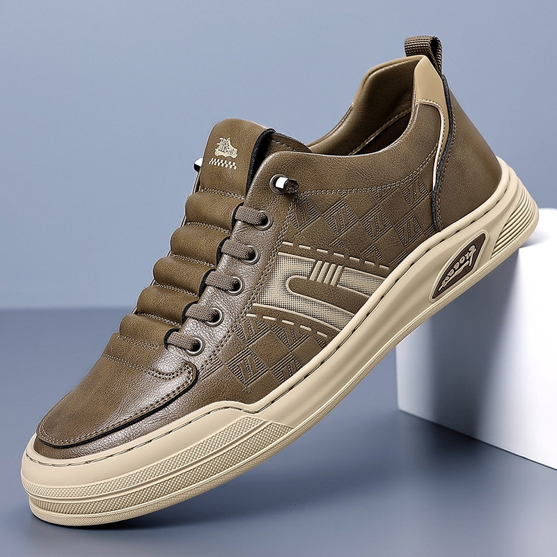男鞋2026新款软底轻便休闲皮鞋潮流百搭鞋子透气男士板鞋一件代发
