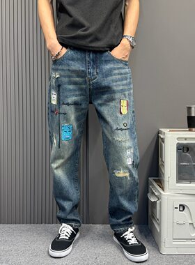潮牌美式重工个性徽章设计牛仔裤宽松休闲小众痞帅直筒锥形长裤男