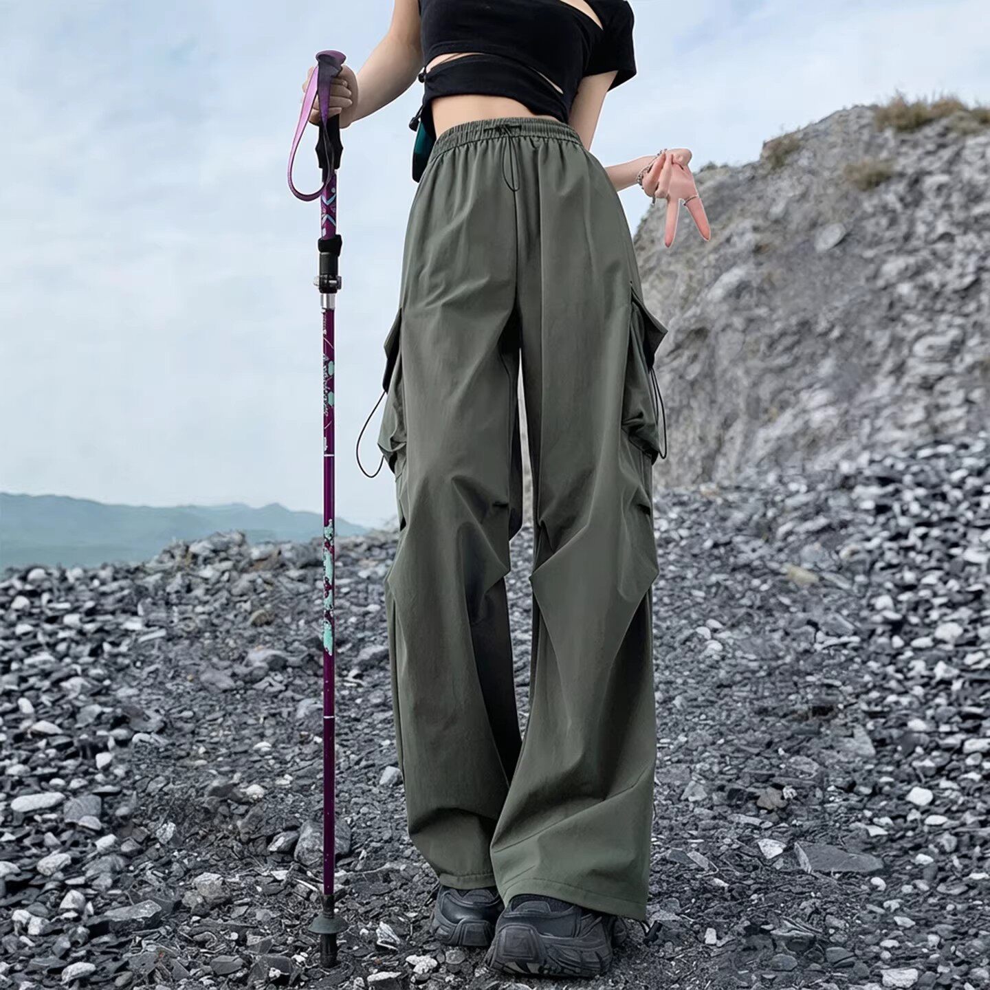 军绿色速干工装裤女夏季薄款2026新款美式运动裤小个子冰丝冲锋裤