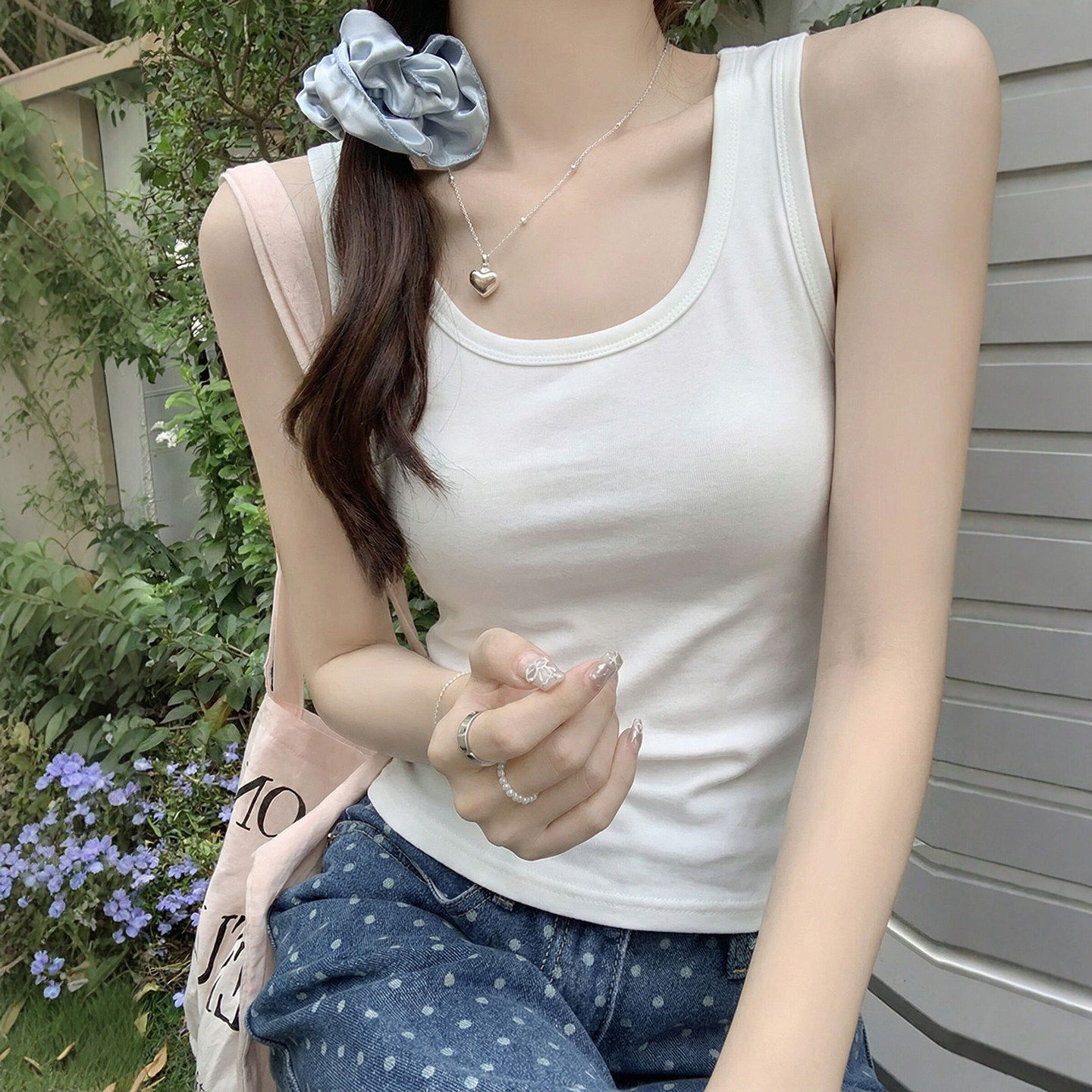 白色运动背心女夏外穿2026新款吊带带胸垫小个子大码美背工字上衣