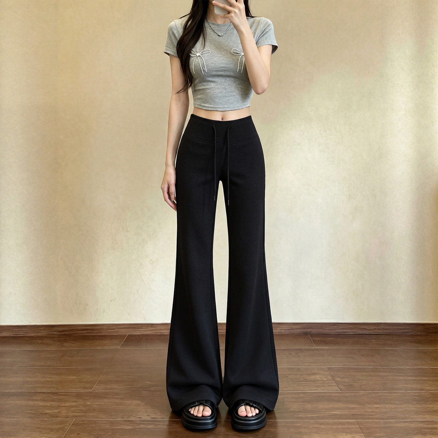 美式微喇叭运动裤女夏季薄2026新款低腰黑色裤子显瘦健身休闲卫裤