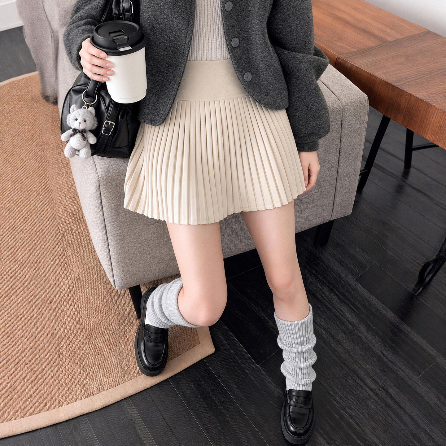 高腰a字半裙杏色百褶西装短裙女2026新款秋冬季学院风毛呢半身裙
