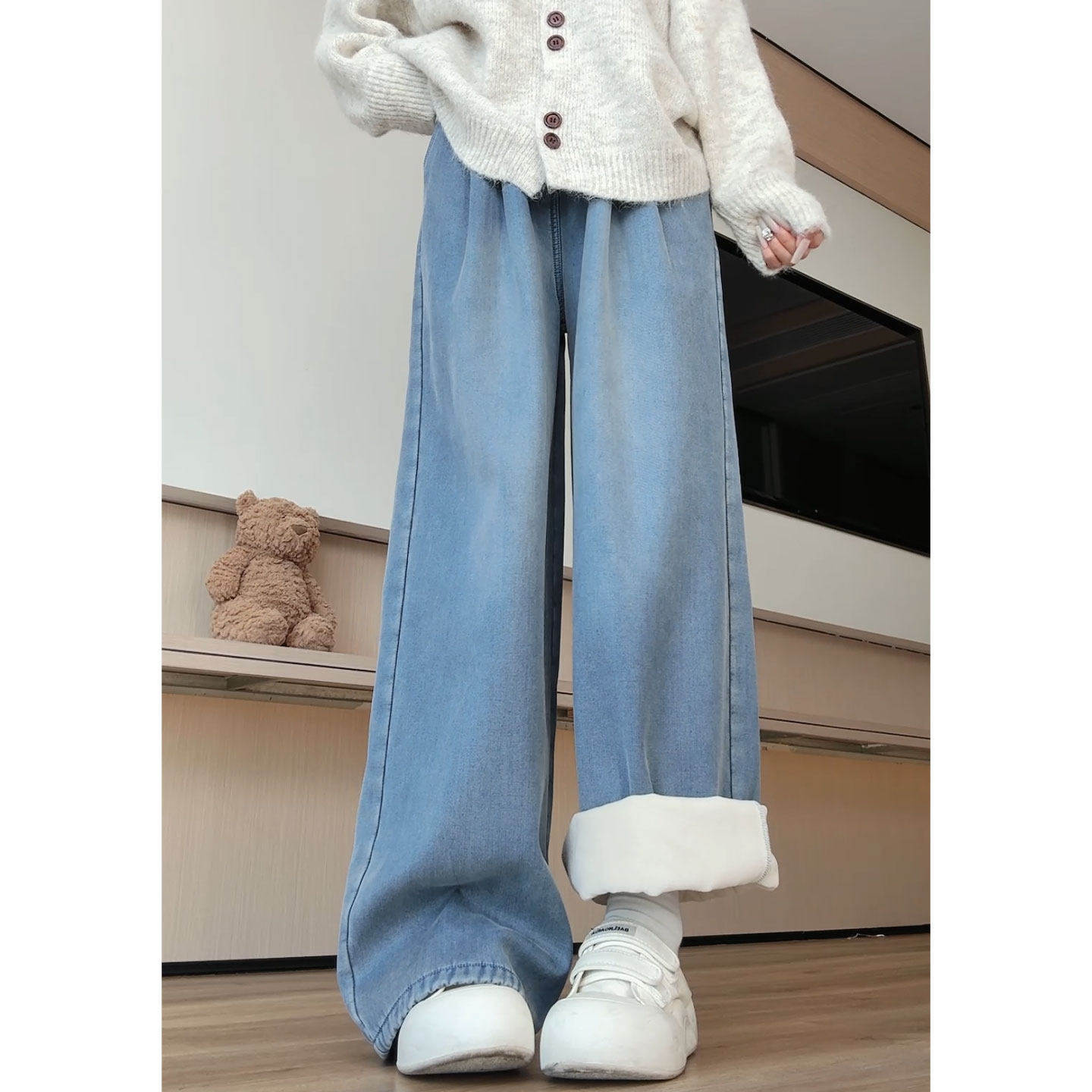 秋冬季加绒牛仔裤女2025新款小个子宽松大码窄版直筒显瘦阔腿裤子