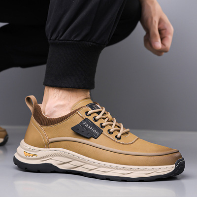 户外运动休闲鞋新款男士登山跑步鞋轻便旅游百搭潮流青年工装男鞋