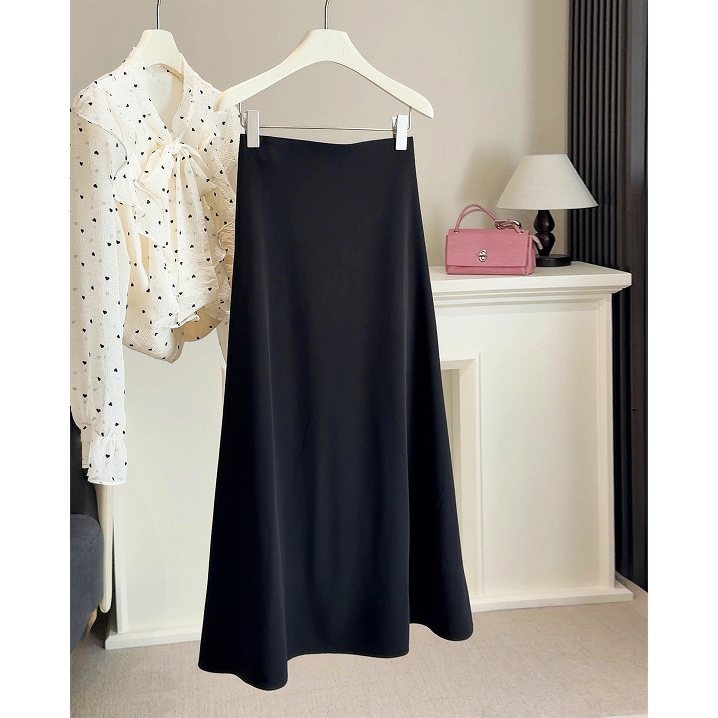 简约通勤a字西装半身裙女春2026新款中长款高腰显瘦半裙垂感伞裙