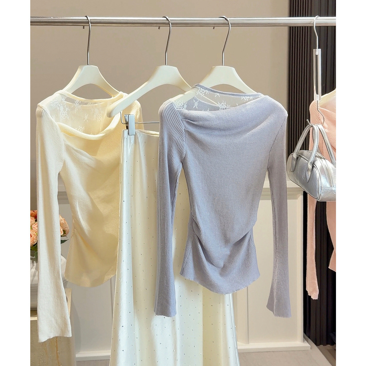 纯欲蕾丝拼接褶皱长袖荡领针织衫女春2026修身显瘦毛衣打底衫上衣