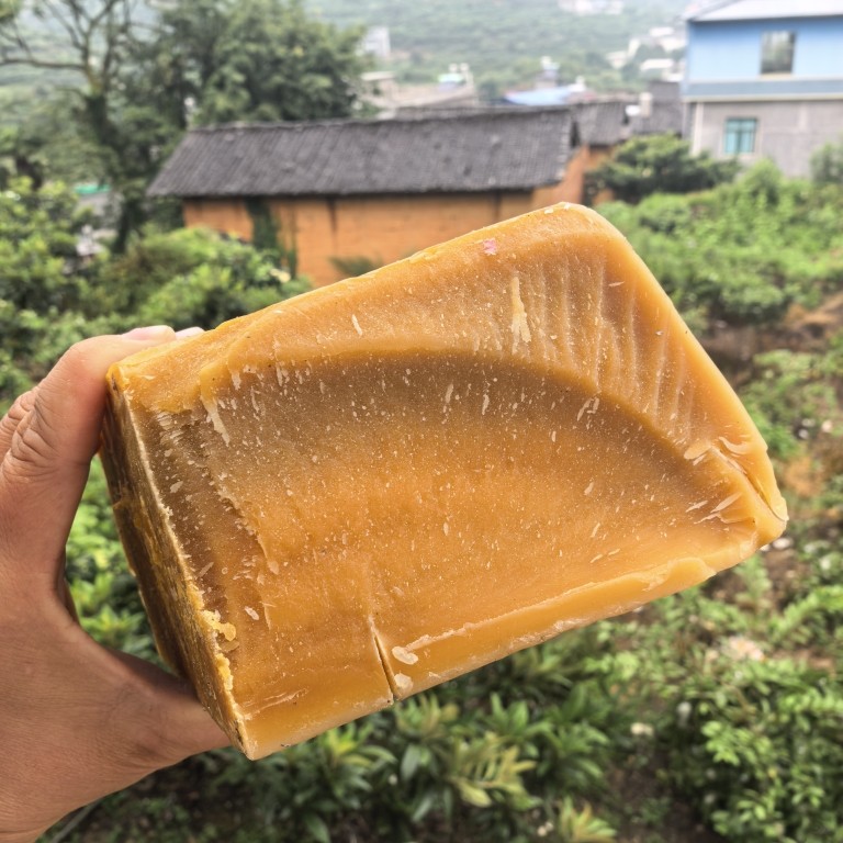 纯蜂蜡黄蜂蜡新蜡蜂农自制诱蜂蜡食品级无杂质无添加自养蜂巢蜡