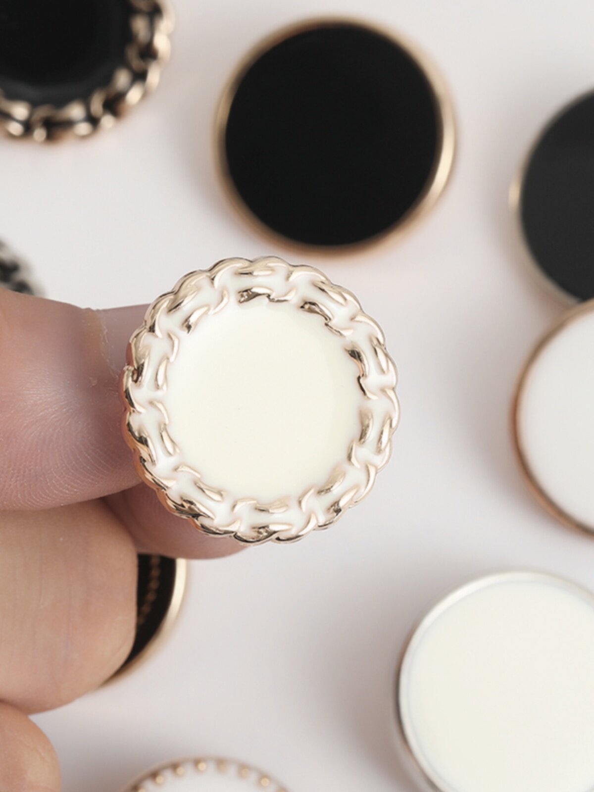 고급 단추 수트 커프스 단추 캐시미어 레트로 고급 코트 단추 여성용 셔츠 스웨터 골드 다용도 금속 단추