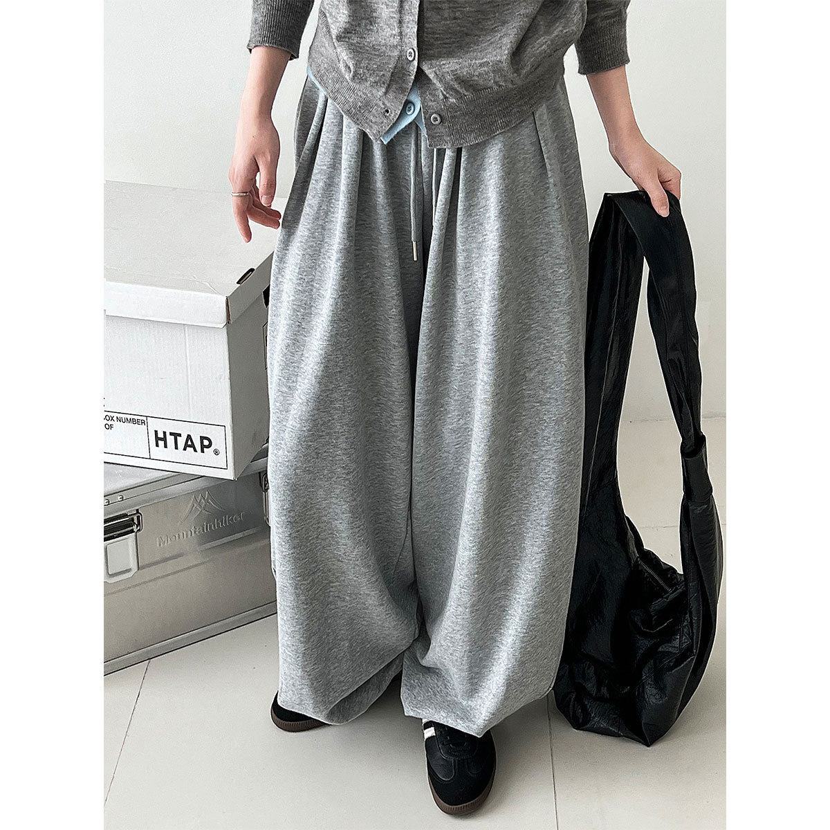 运动高腰褶皱设计卫裤女