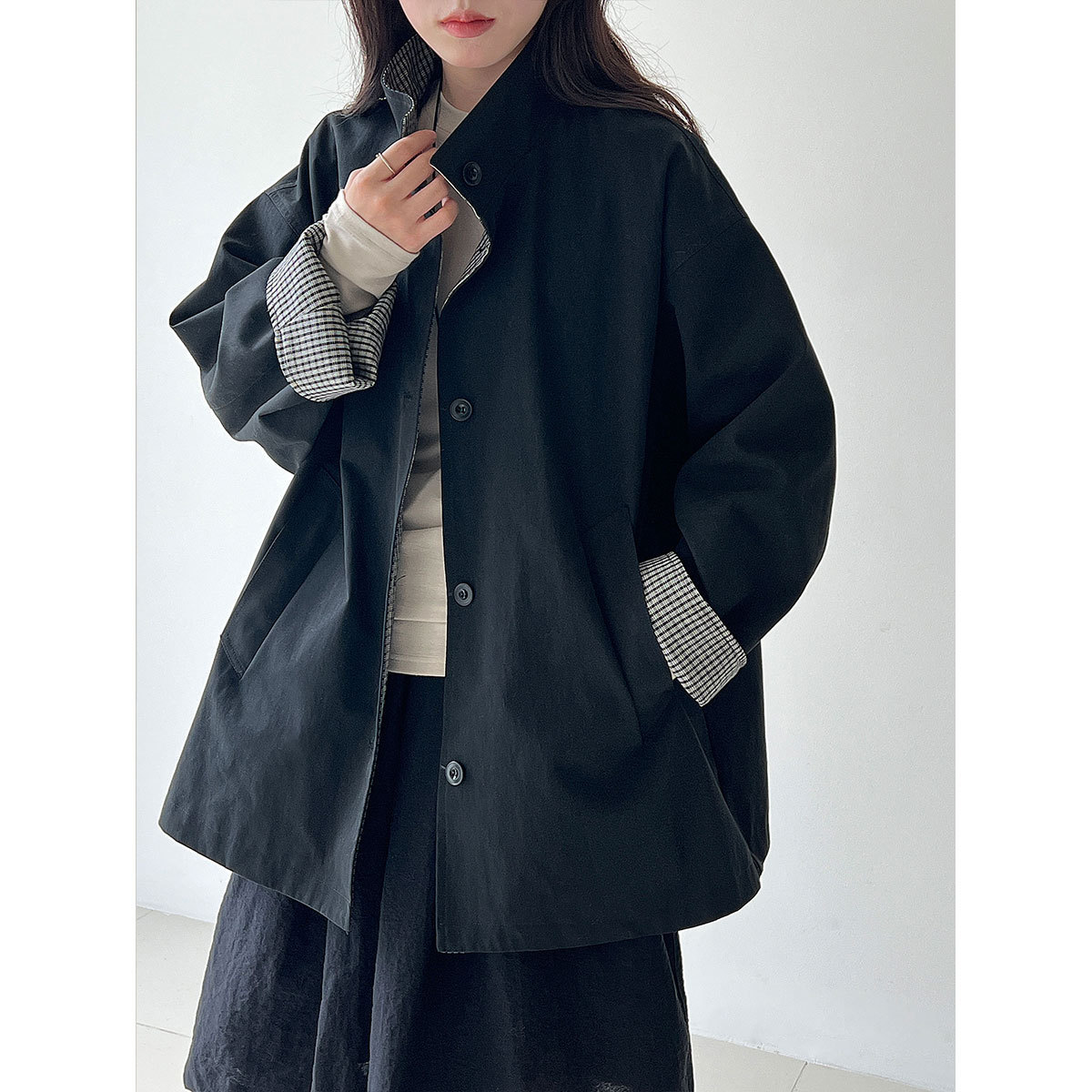 休闲格纹拼接廓形宽松中长风衣女