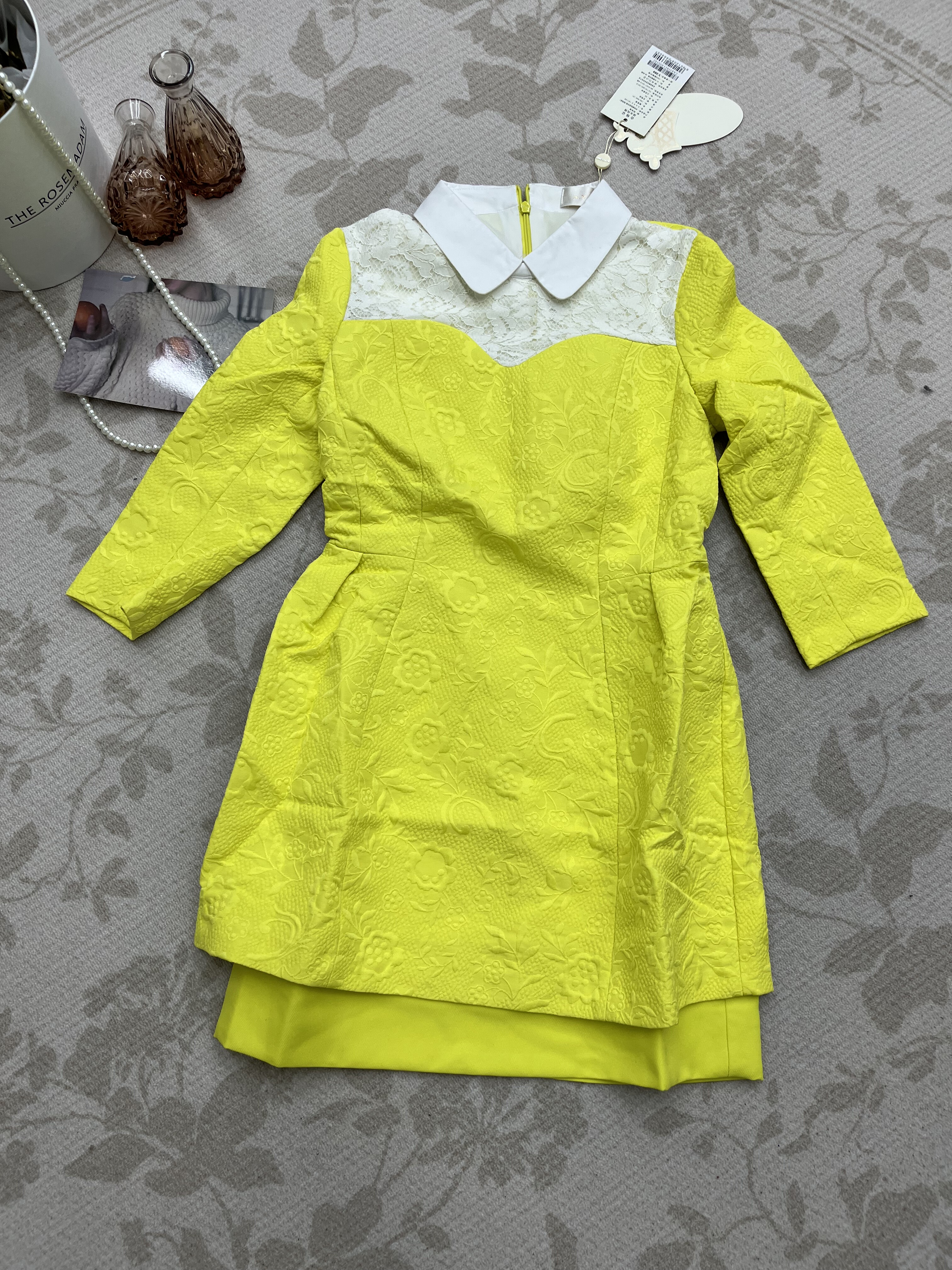 高品质显瘦修身韩版秋季新款时尚黄色连衣裙