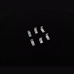 卡扣垂直玻璃卡子k大小紧固板桥大号支架电缆水管配件桥架盖板卡