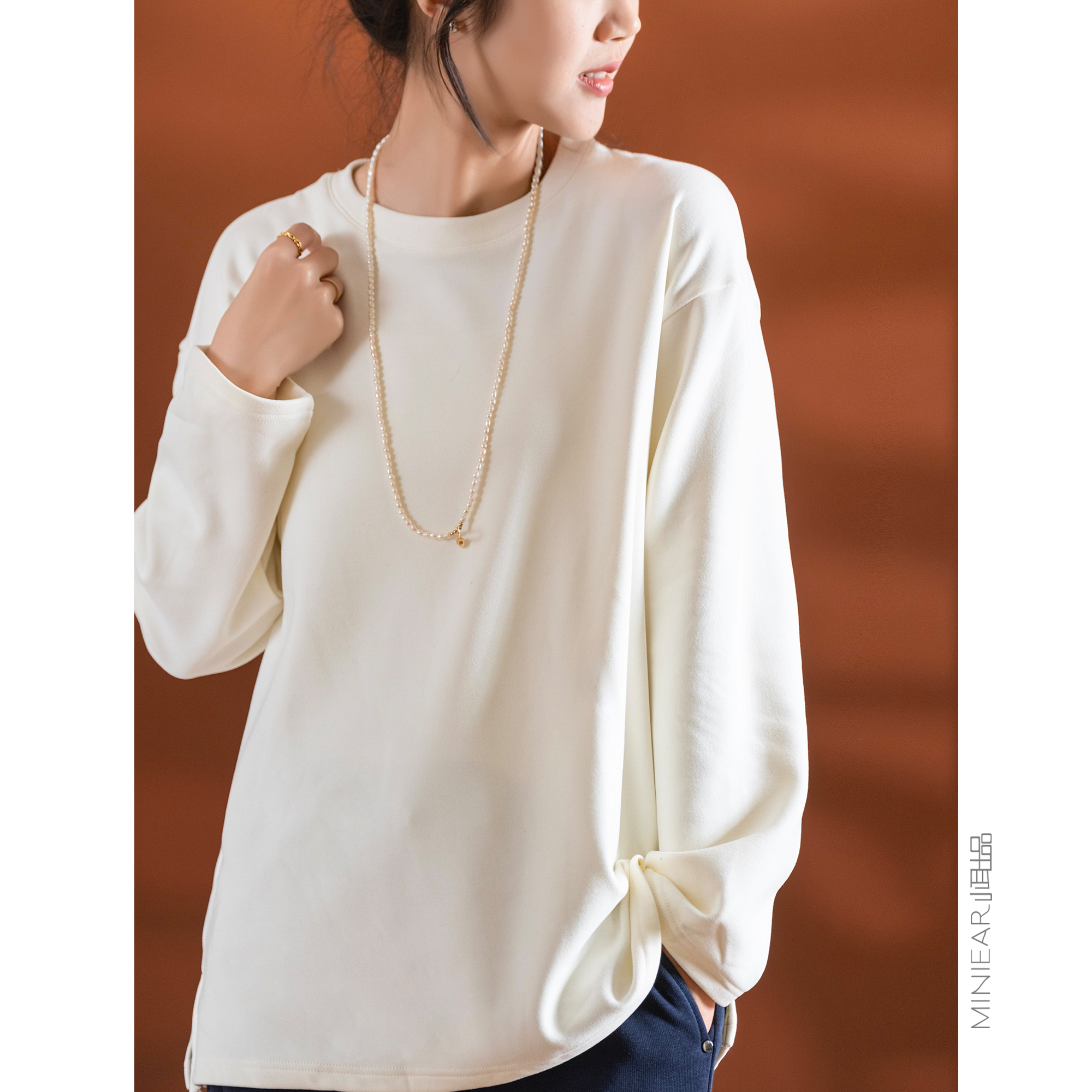 纯色简约加厚保暖T恤打底衫