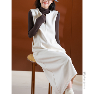 含羊毛 小耳出品 重工毛呢裙 立裁 简约小V领显瘦背心裙 大耗料