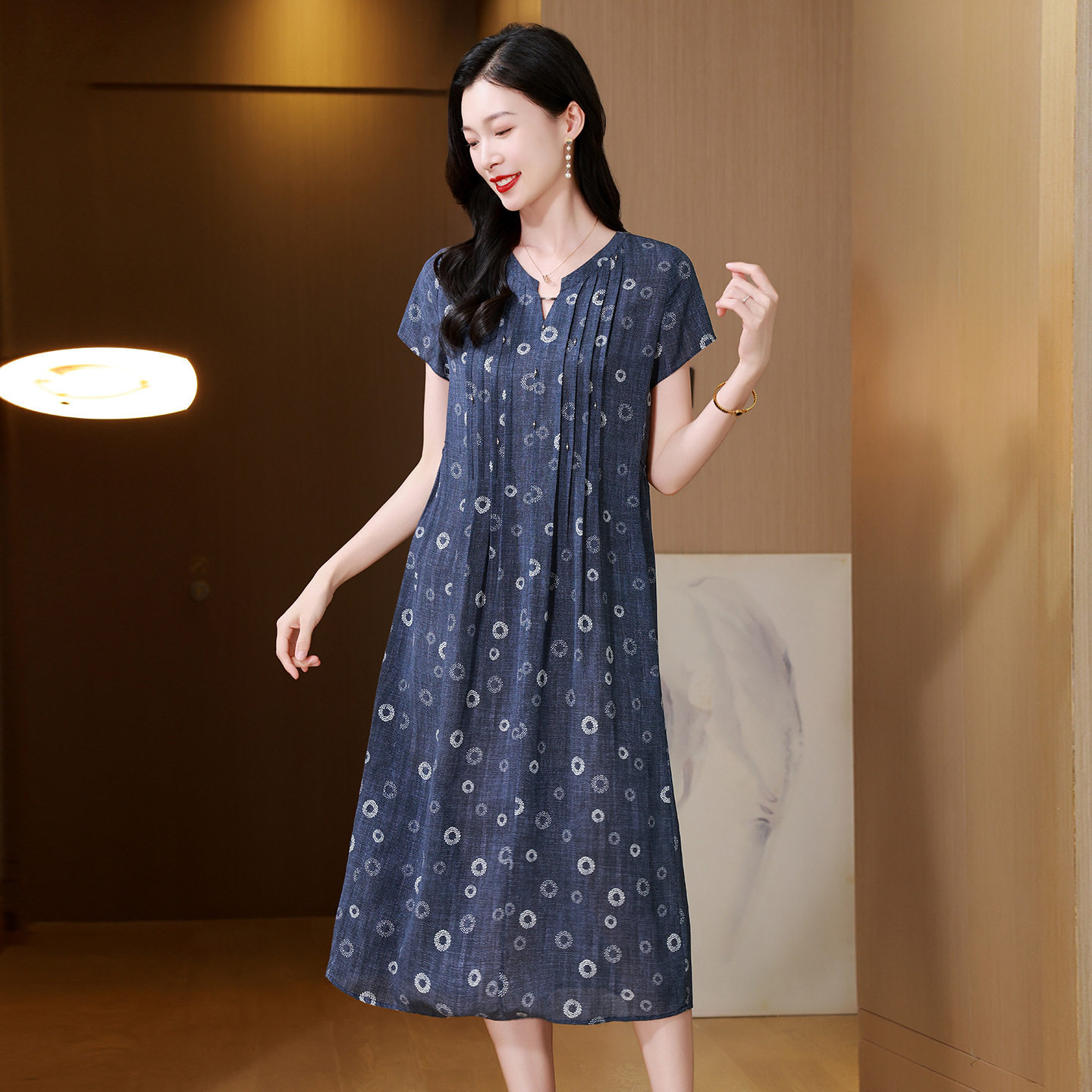 杭州时尚品牌双绉真丝连衣裙女中长款2026夏装新款桑蚕丝薄款裙子