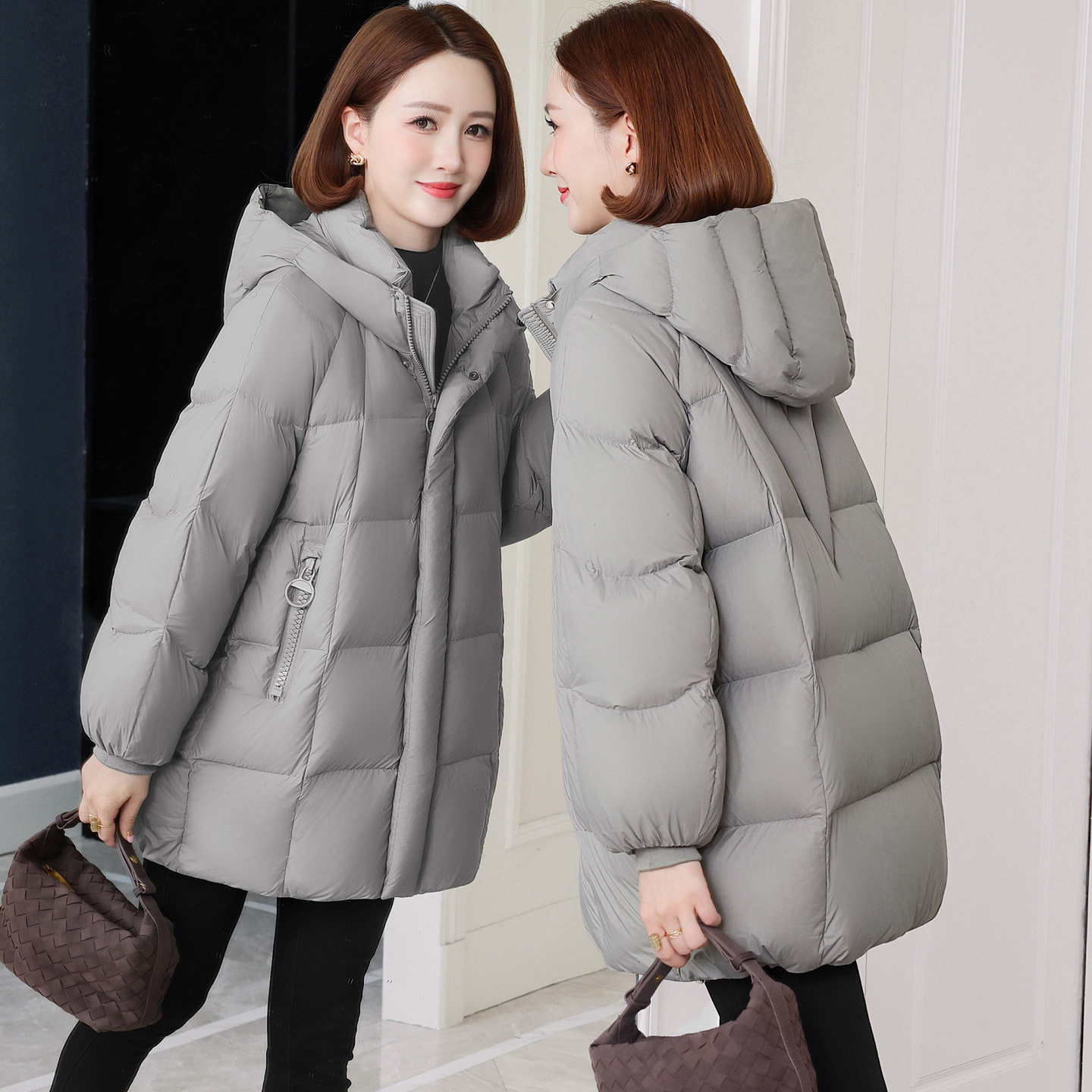 妈妈装羽绒服女中长款2025新款冬装鸭绒保暖洋气外套中老年面包