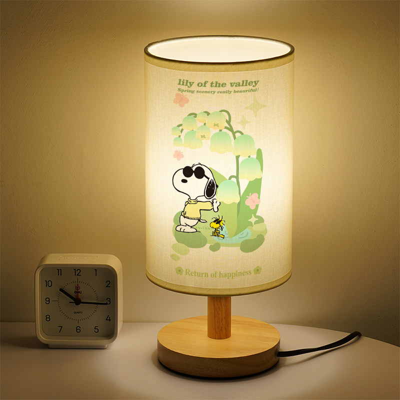 郁金香花朵小台灯史努比小夜灯创意卡通女生床头灯高颜值护眼灯具