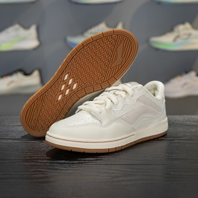 李宁系带男女通用低帮板鞋