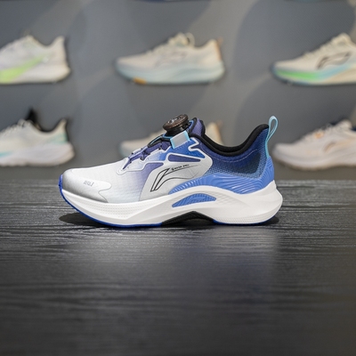 李宁四季通用回弹防泼水童跑步鞋