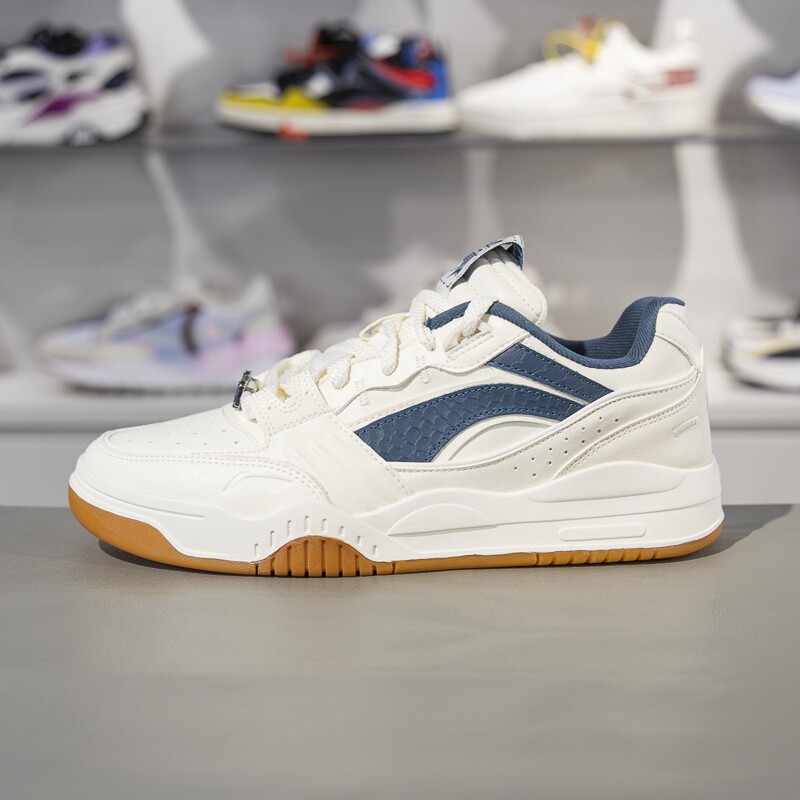 李宁月白板鞋男子时尚百搭厚底增高低帮透气经典休闲鞋AGCS251