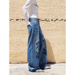 中高腰阔腿磨破做旧裤 复古水洗牛仔裤 重工刺绣原创设计师款 洛边