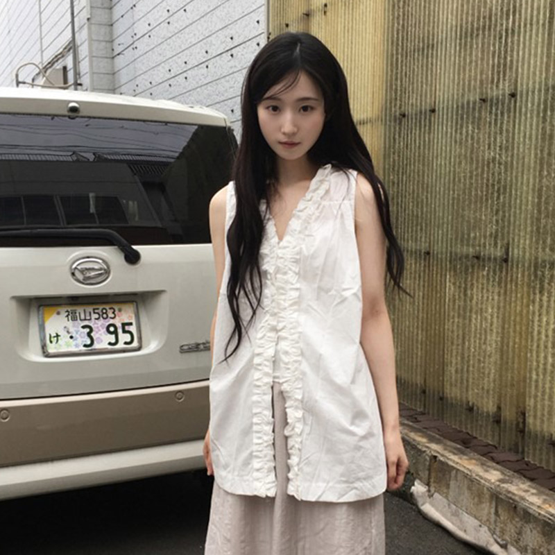 韩国代购直邮2026夏Daybin法式少女风V领木耳边无袖衬衫显瘦背心