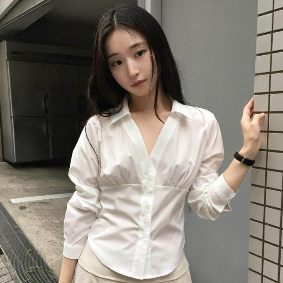 韩国代购直邮2026秋Daybin百搭V领收腰长袖衬衫女设计感显瘦上衣