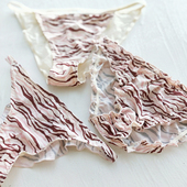 法国轻奢paris 柔软轻薄超细纤维彩色条纹蕾丝三角半包细带女内裤