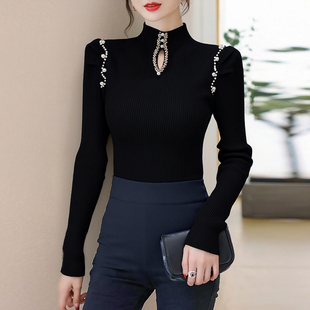 黑色毛衣女款2026新款冬季修身高级针织衫内搭女钉珠气质打底上衣