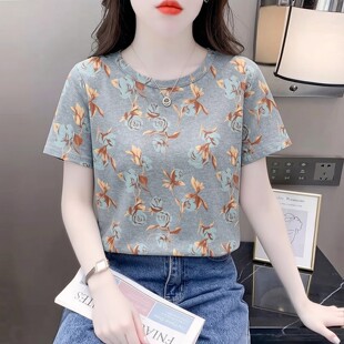 温柔知性的轻熟休闲风花卉印花短袖t恤女2026夏季宽松新款上衣服
