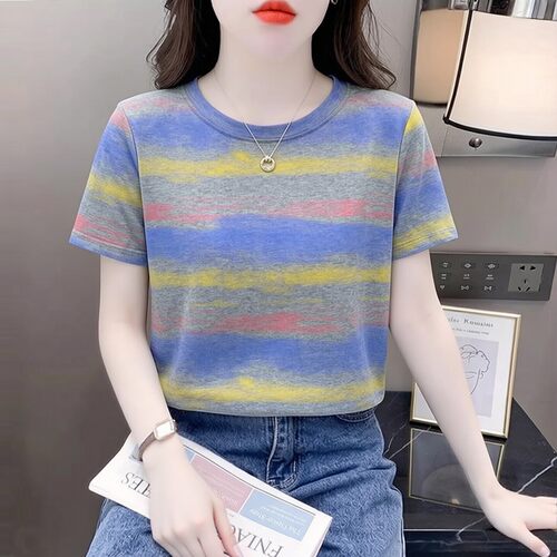 清新文艺休闲渐变晕染条纹T恤女