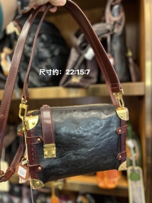 制道马臀皮盒子包双肩带单肩腋下斜挎包T24004马皮方包