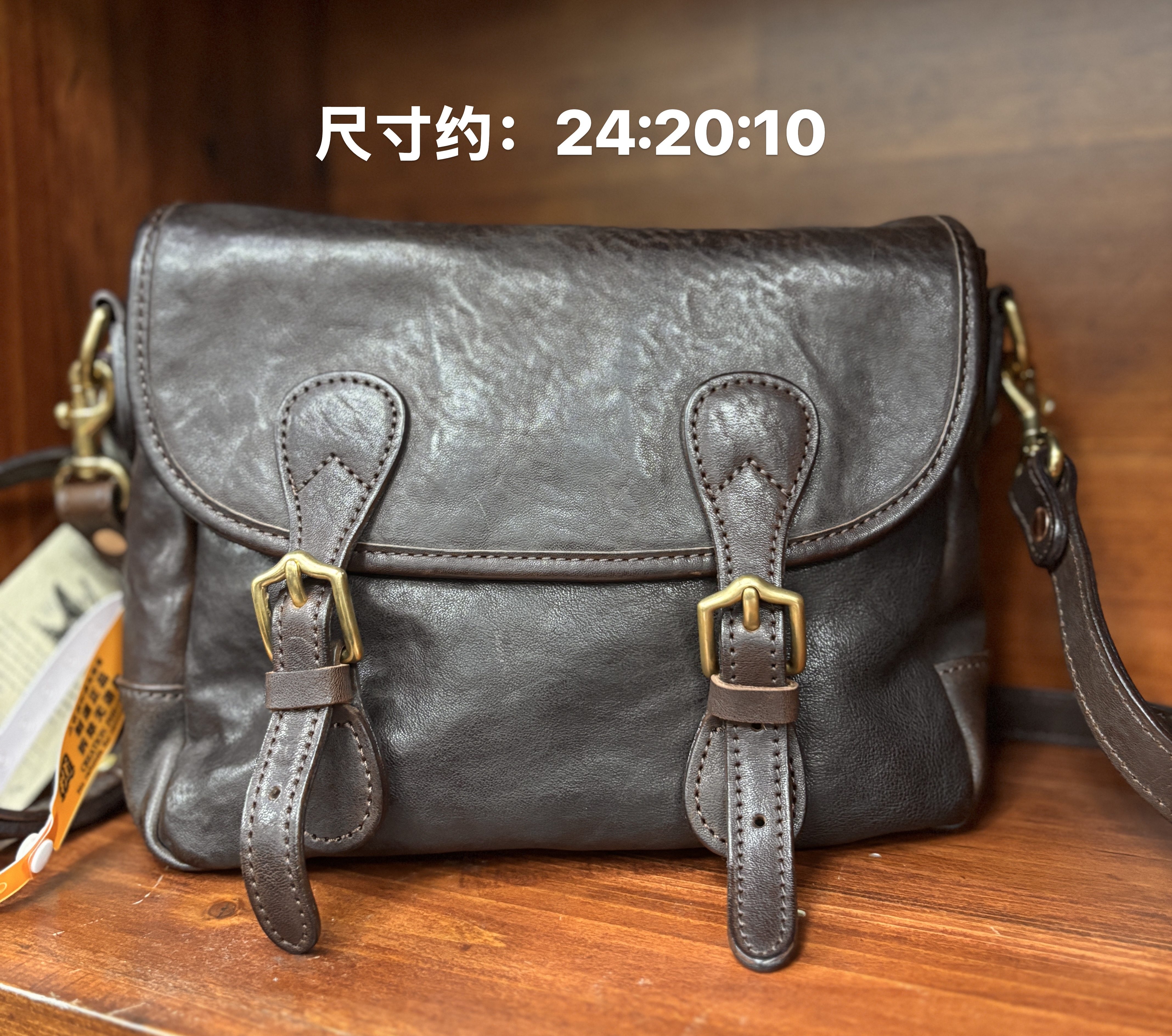 制道马皮重工水洗邮差做旧复古风单肩斜挎包休闲男女通用L13882