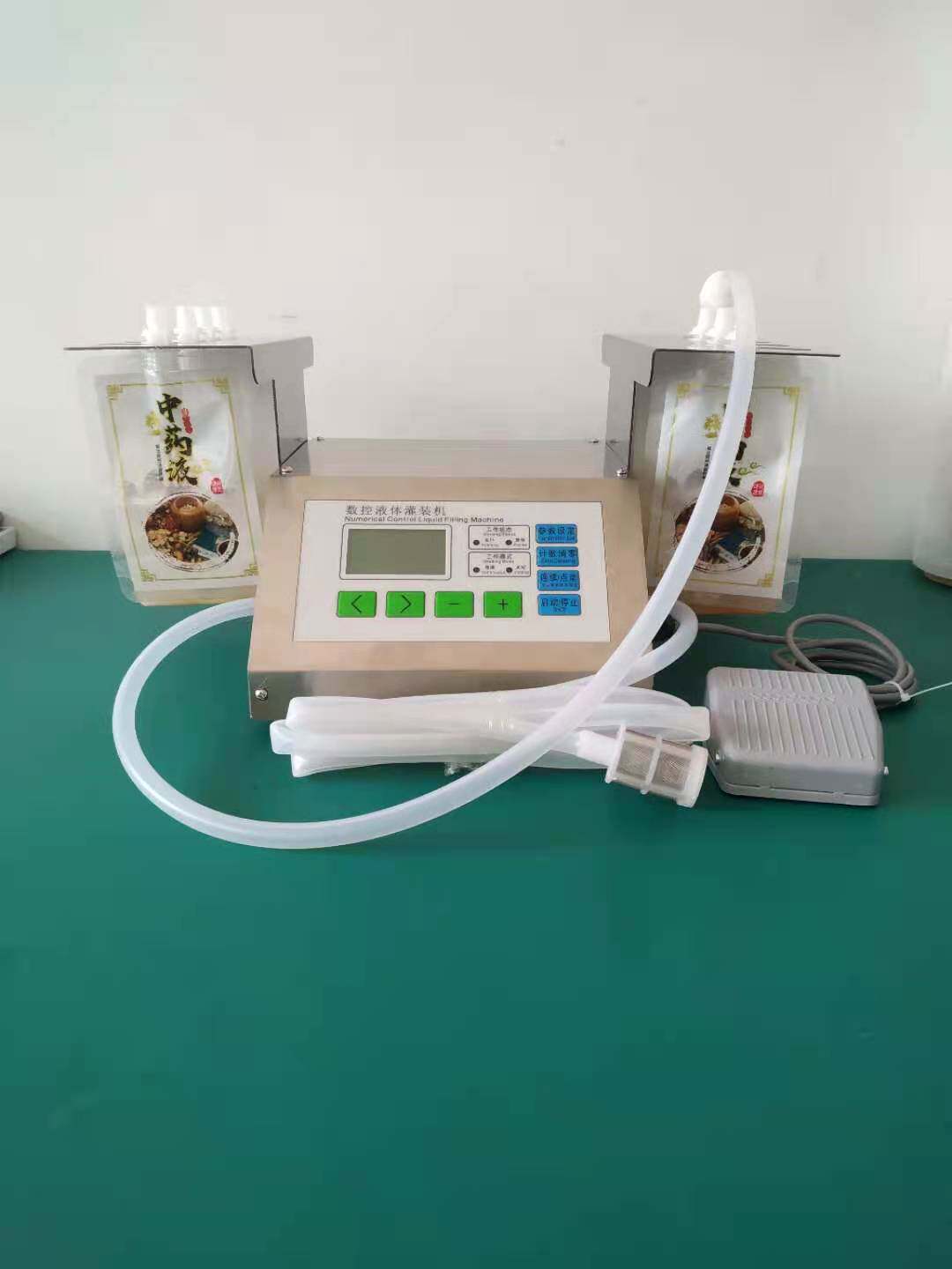 电动高温自立袋豆浆等灌装机