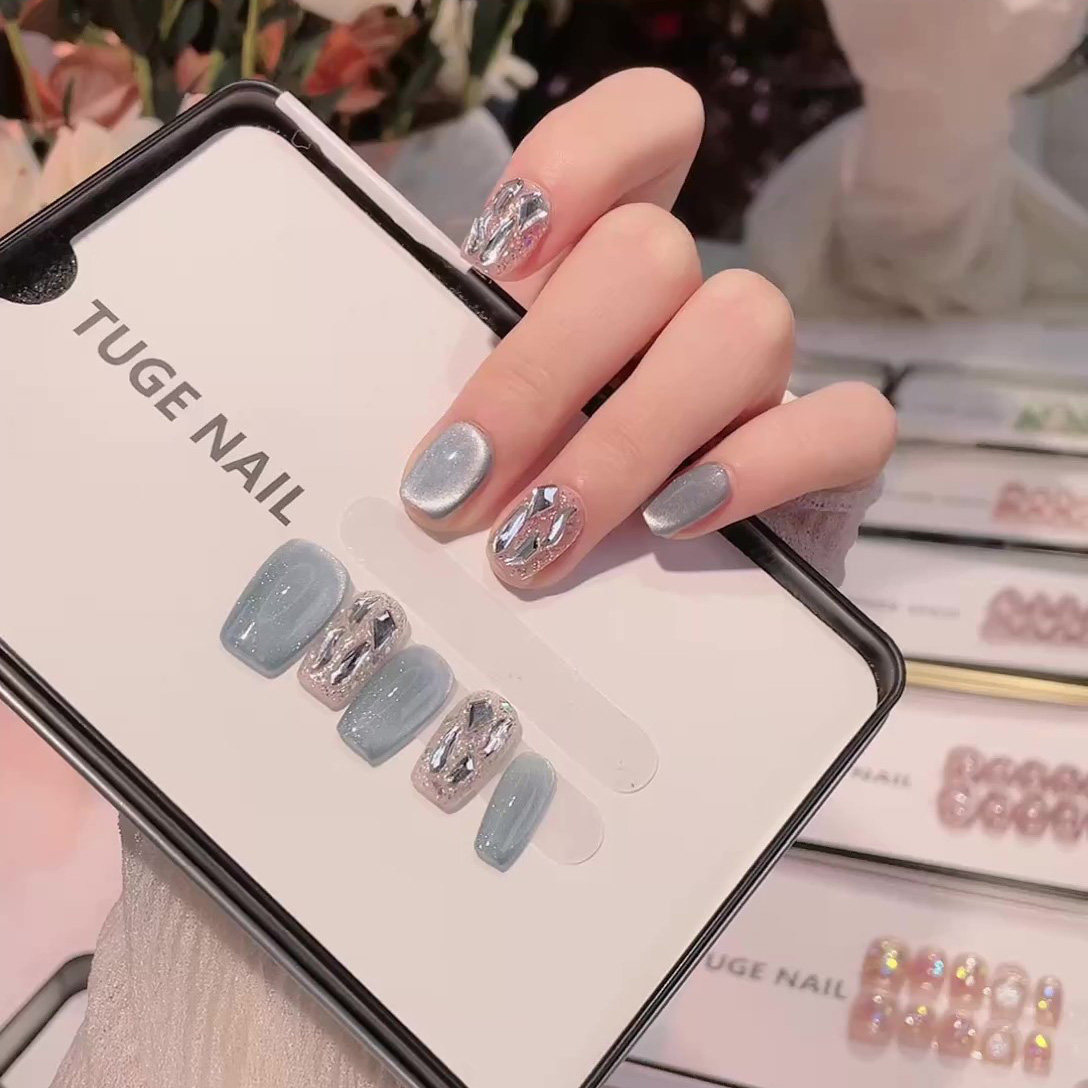 2025年新款蓝色猫眼网红美甲手作纯手工穿戴甲高级感短款显白定制,彩妆/香水/美妆工具,穿戴甲/甲片,淘宝优惠券,粉丝福利购,淘宝优惠卷