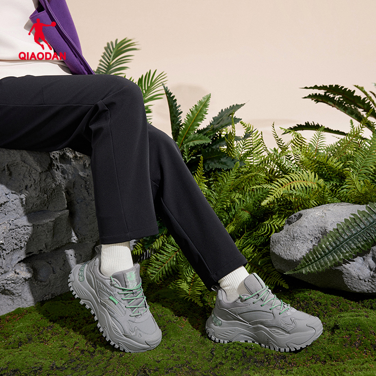 乔丹运动休闲女士潮流休闲鞋