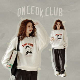 卡通印花功夫加绒卫衣男女同款 任选三件 双层领情侣上衣 249元