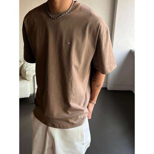 男装东大门短袖T恤圆领简